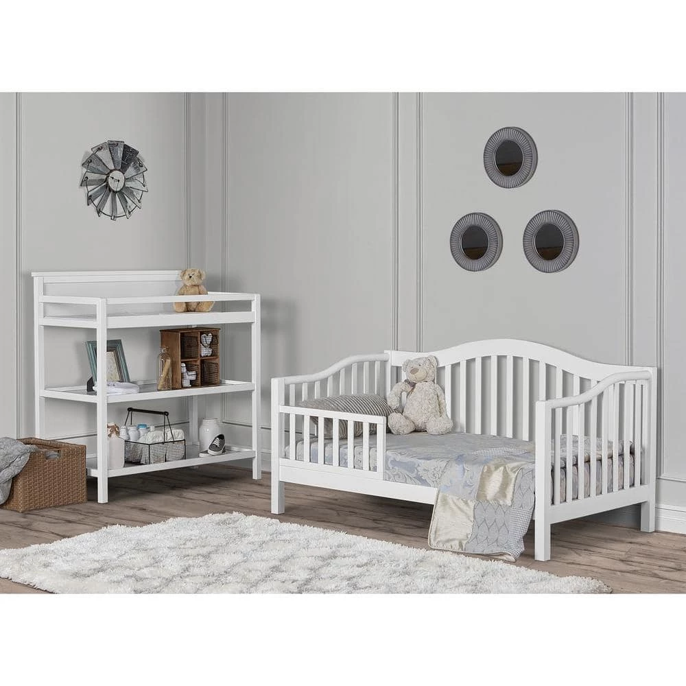 Austin White Toddler Day Bed by Dream On Me 5 Austin White Toddler Day Bed by Dream On Me - Image 5